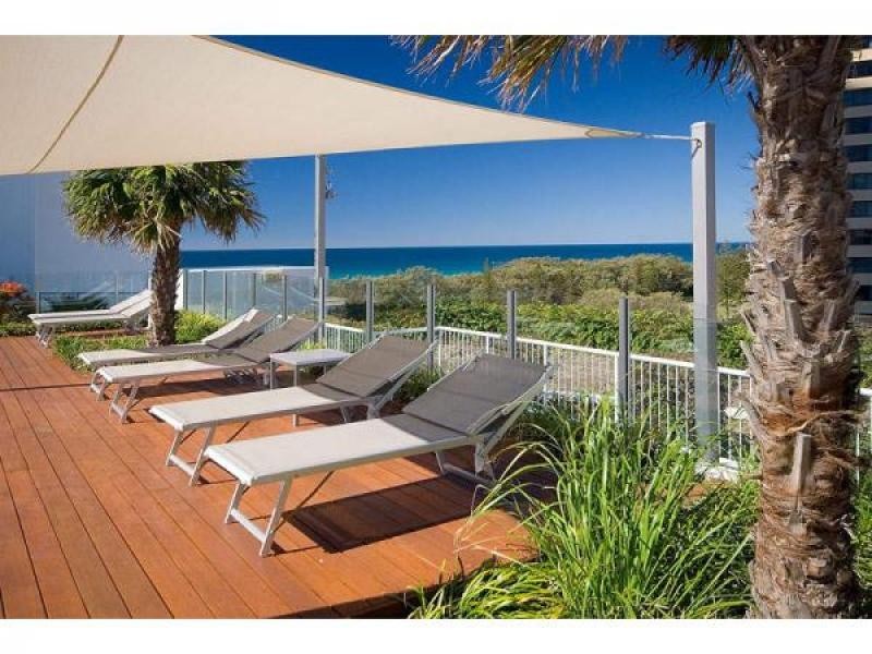 2004/159 Old Burleigh Road, Broadbeach QLD 4218