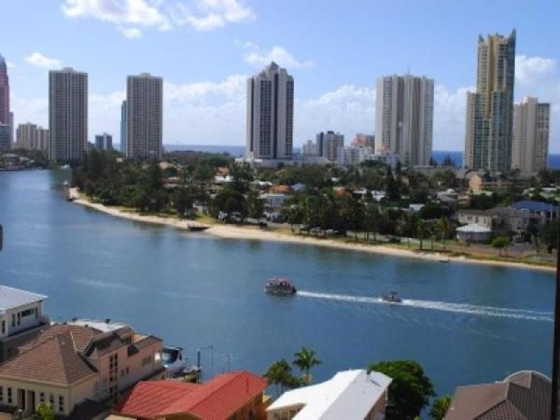 Chevron Island QLD 4217