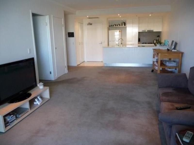 Broadbeach Waters QLD 4218