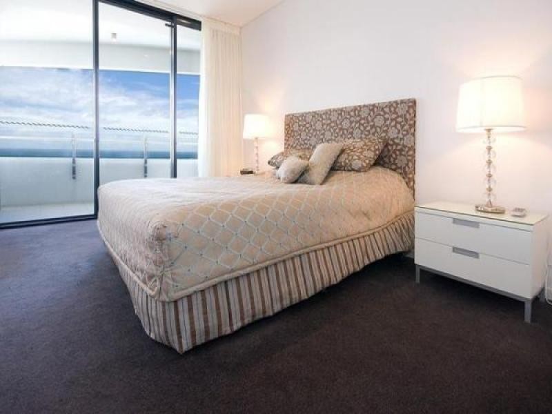 Broadbeach QLD 4218