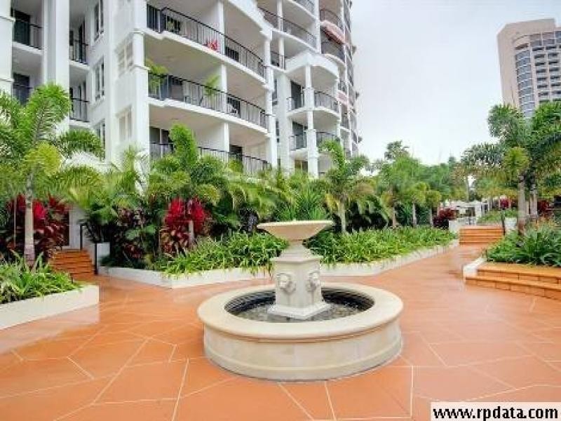 512/9 Beach Parade, Broadbeach QLD 4218