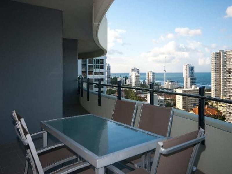 15/89 Surf Parade, Broadbeach QLD 4218