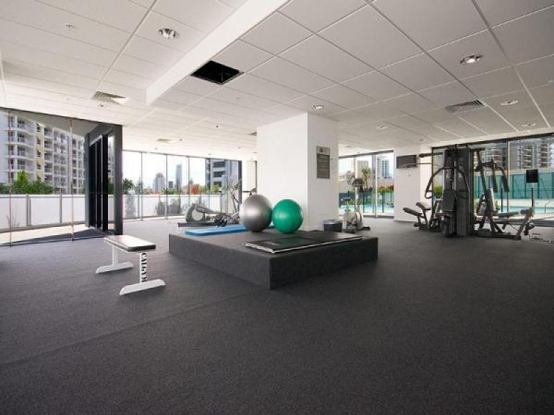 15/89 Surf Parade, Broadbeach QLD 4218