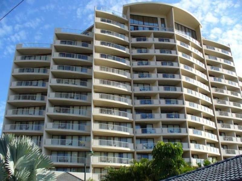 1109/42 Surf Parade, Broadbeach QLD 4218