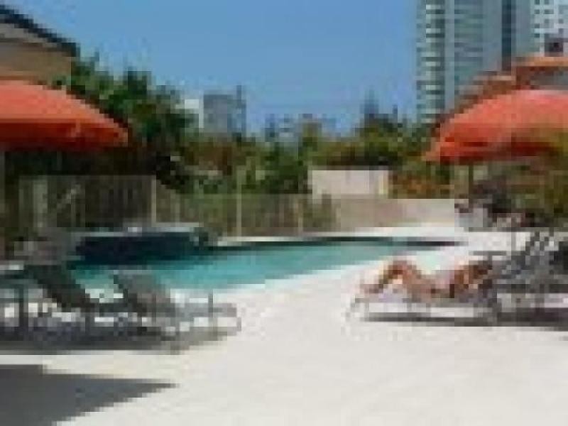 1109/42 Surf Parade, Broadbeach QLD 4218