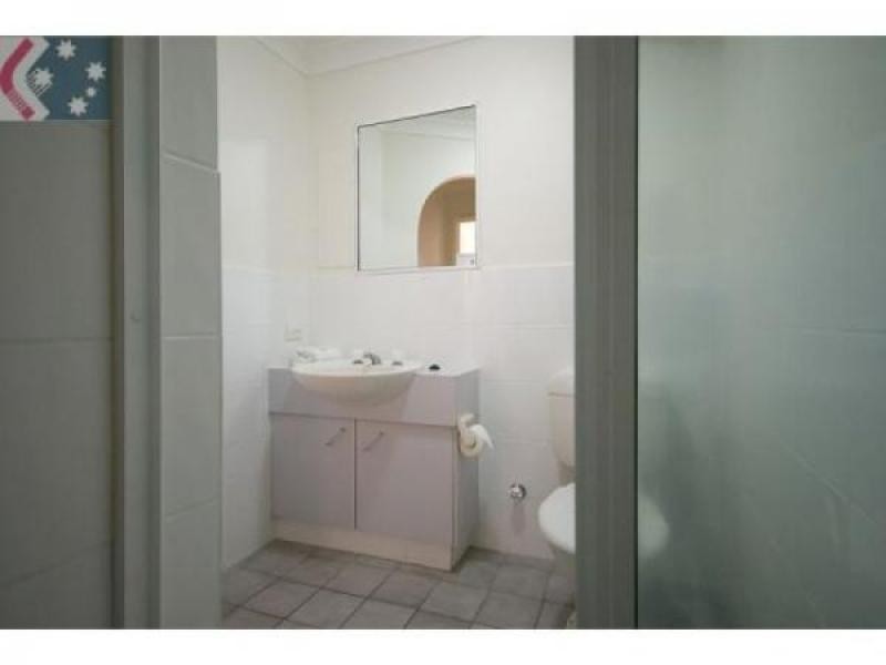 138/42 Beach Parade, Broadbeach QLD 4218