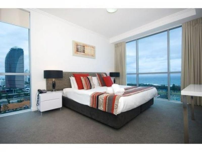 114/25 Surf Parade, Broadbeach QLD 4218