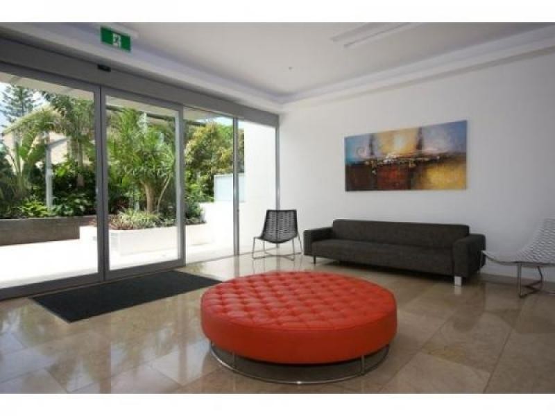114/25 Surf Parade, Broadbeach QLD 4218