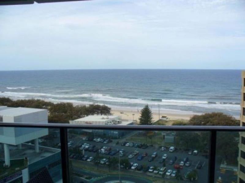 1140/8 Charles Ave, Broadbeach QLD 4218