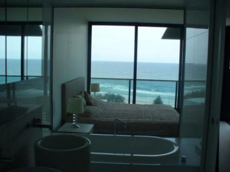 1140/8 Charles Ave, Broadbeach QLD 4218