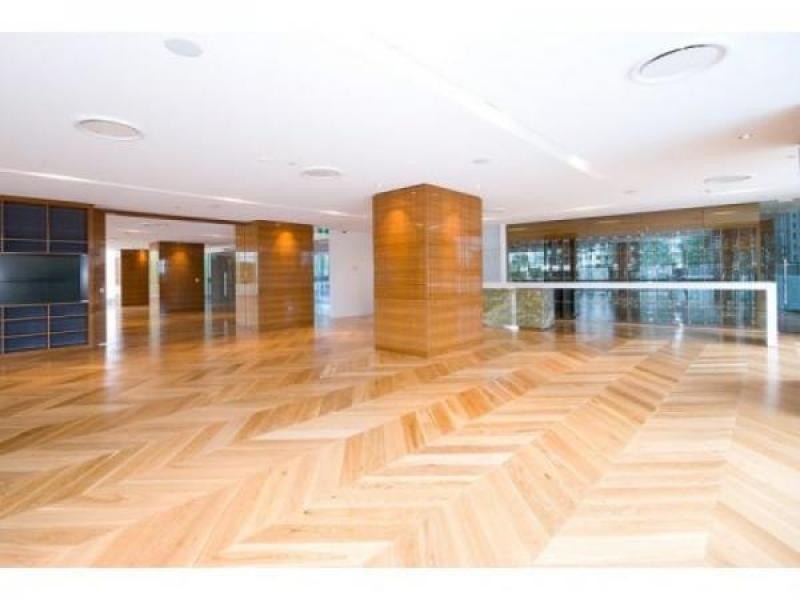 1140/8 Charles Ave, Broadbeach QLD 4218