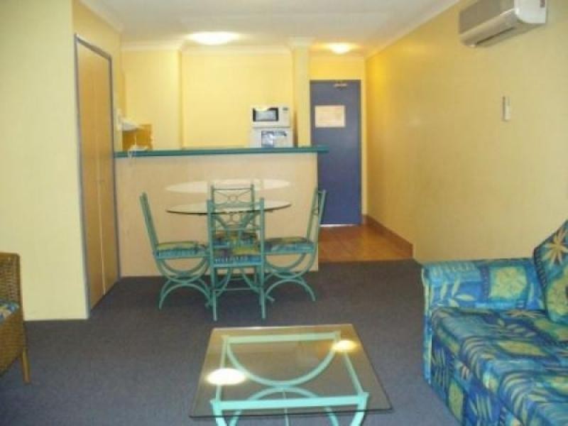 12 Anne st, Broadbeach QLD 4218