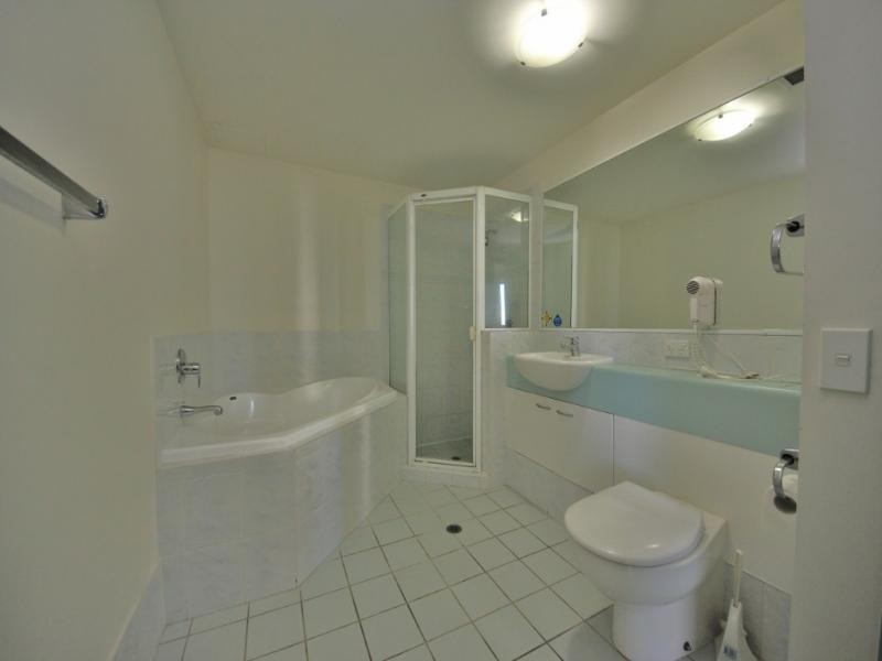 703/30 Margaret Ave, Broadbeach QLD 4218