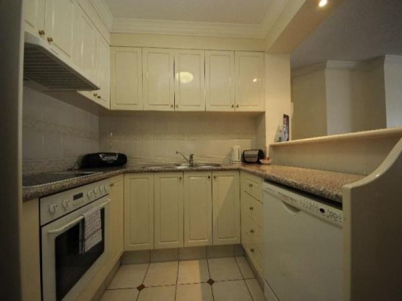 Broadbeach QLD 4218