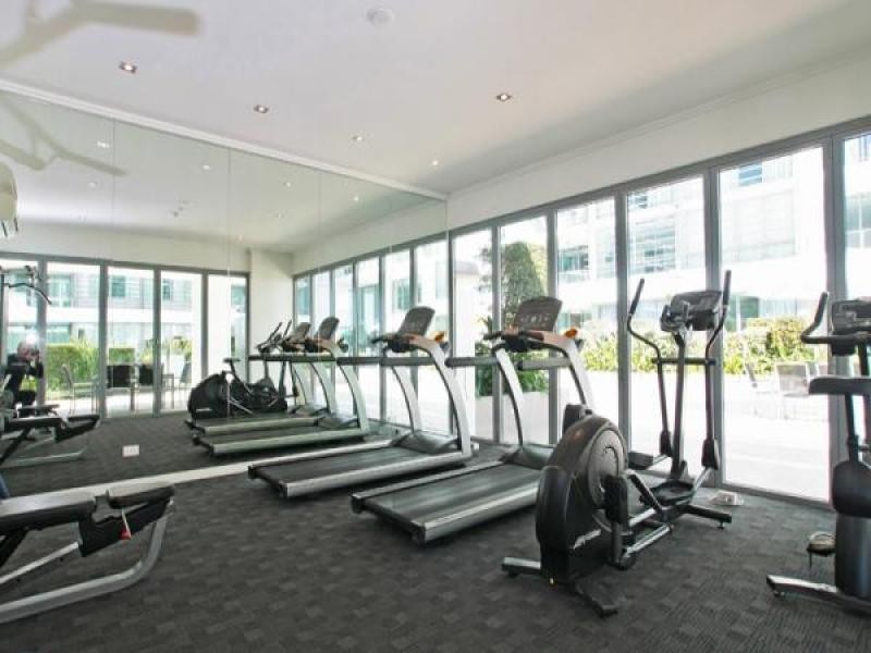 Broadbeach QLD 4218