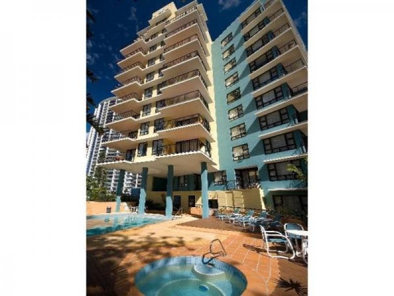 111/30 Surf Parade, Broadbeach QLD 4218