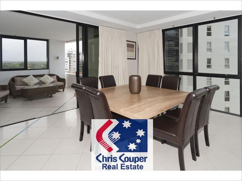 17/19 albert ave, Broadbeach QLD 4218