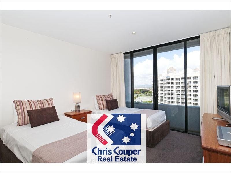 17/19 albert ave, Broadbeach QLD 4218