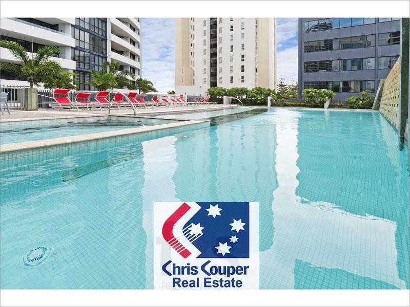 17/19 albert ave, Broadbeach QLD 4218