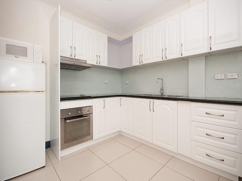 Clear Island Waters QLD 4226