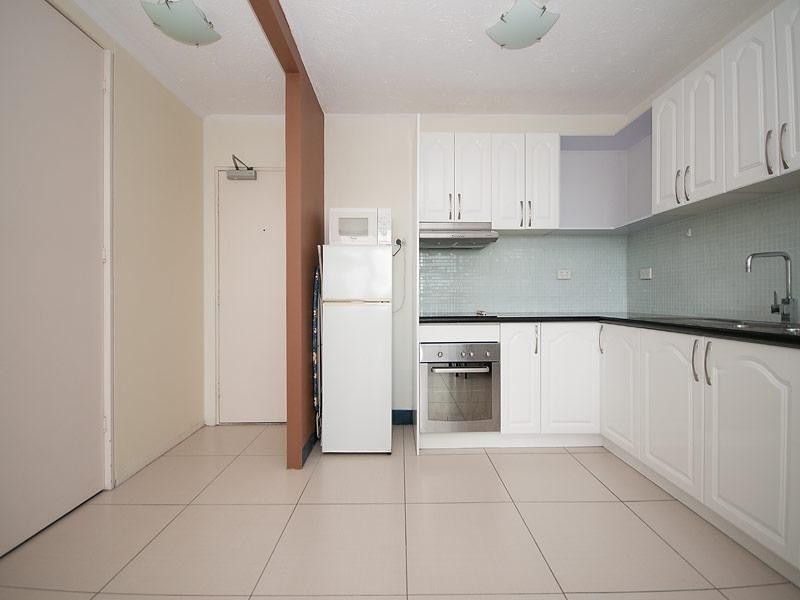 Clear Island Waters QLD 4226