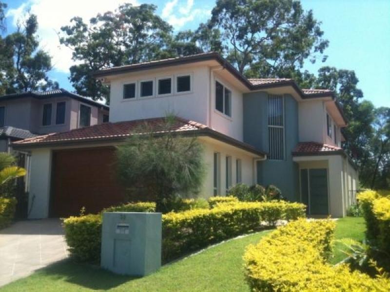 39 Royal Links Drive, Robina QLD 4226