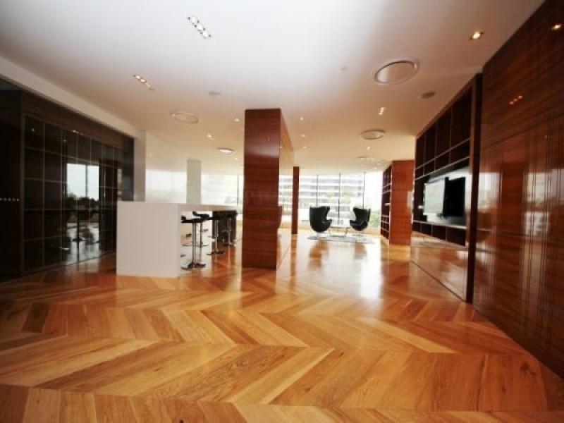 902/7 Charles Avenue, Broadbeach QLD 4218