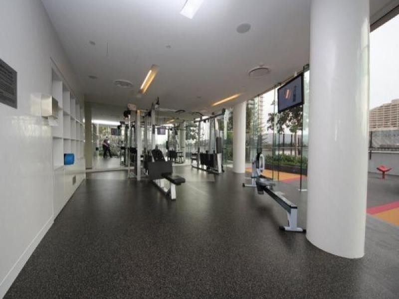 902/7 Charles Avenue, Broadbeach QLD 4218