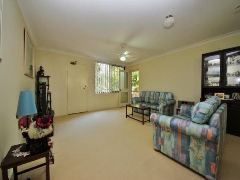 8 Australia Avenue, Broadbeach QLD 4218