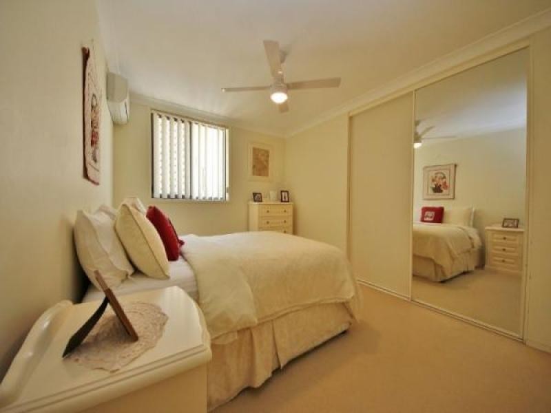 8 Australia Avenue, Broadbeach QLD 4218