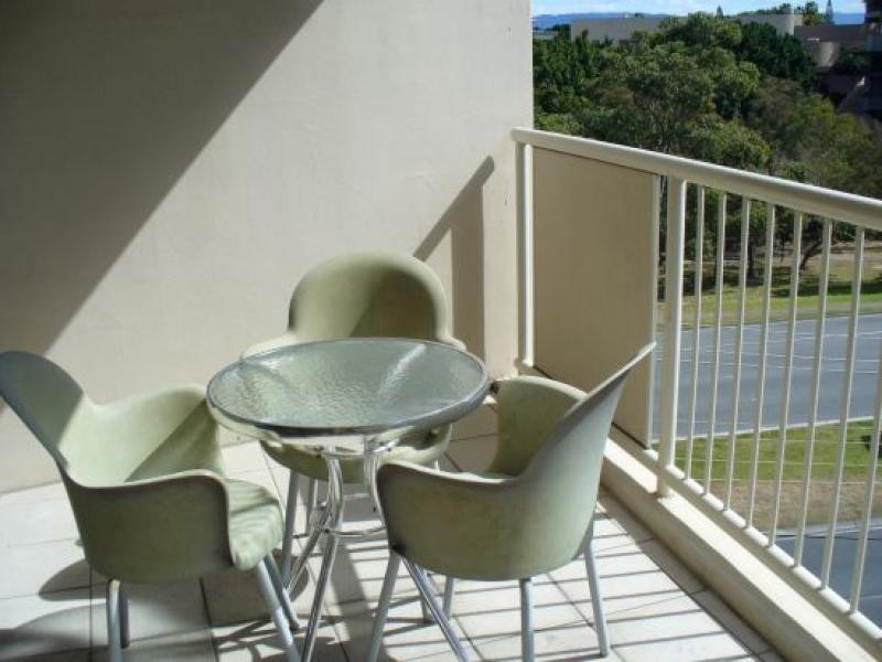 501/42 Surf Parade, Broadbeach QLD 4218