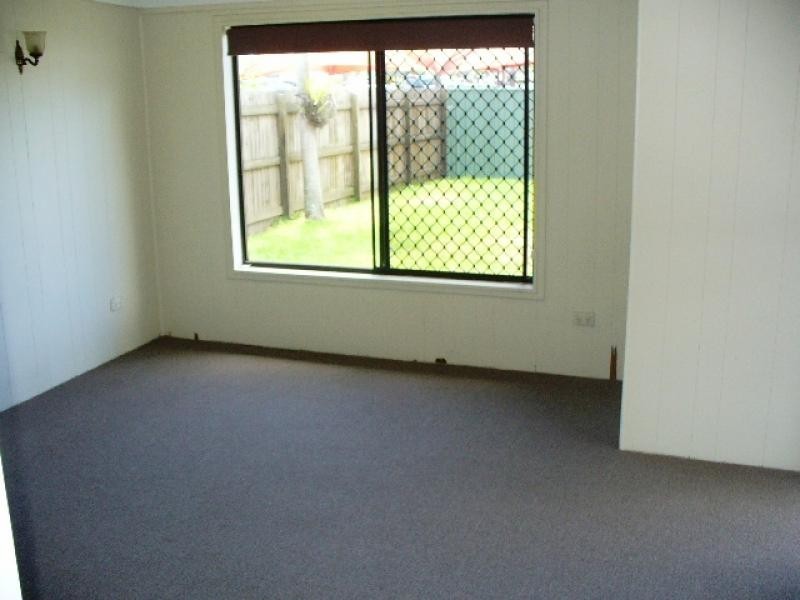 7 Serene, Arundel QLD 4214