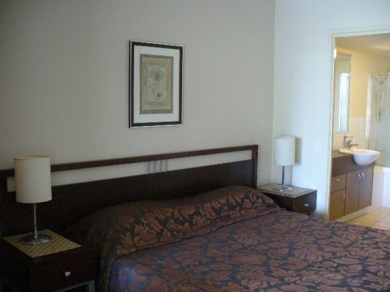 307/42 Surf, Broadbeach QLD 4218