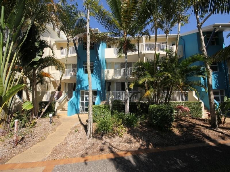 136/10 Alexandra Ave, Mermaid Beach QLD 4218