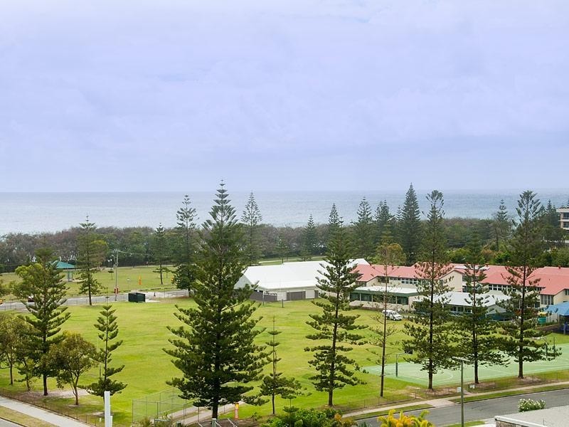902/30 surf parade, Broadbeach QLD 4218