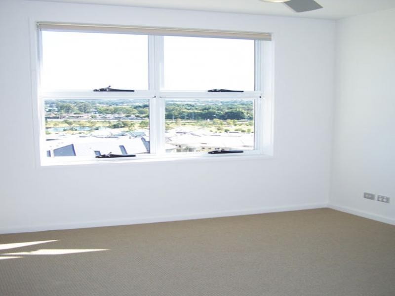 3461/ The Boulevard, Birmingham Road, Carrara QLD 4211