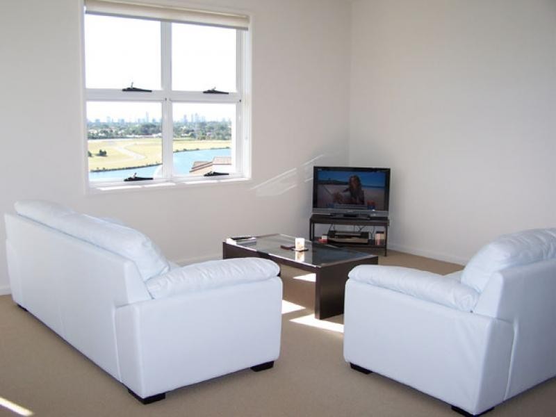 3461/ The Boulevard, Birmingham Road, Carrara QLD 4211