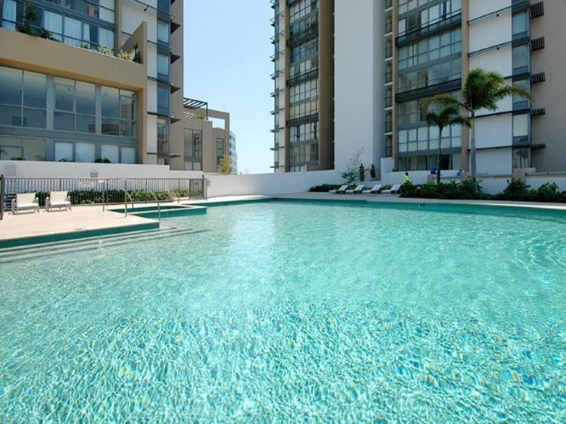 234/105 scarborough, Southport QLD 4215