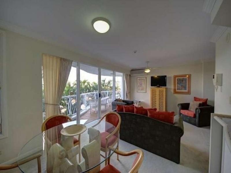 Broadbeach QLD 4218