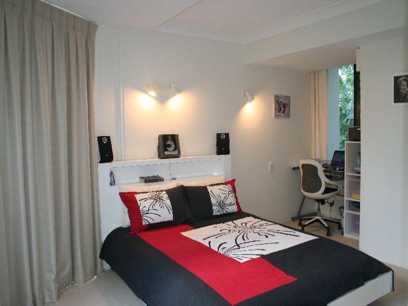 101/8 Albert Ave, Broadbeach QLD 4218