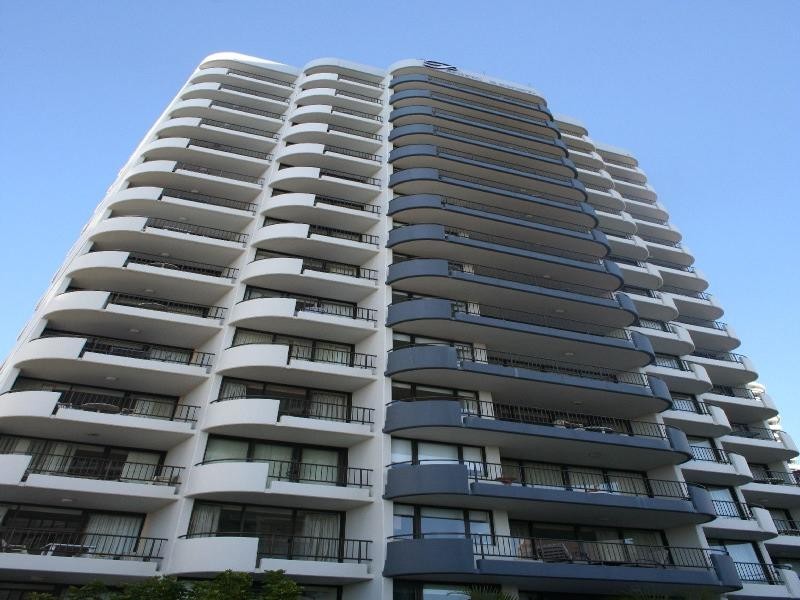 101/8 Albert Ave, Broadbeach QLD 4218