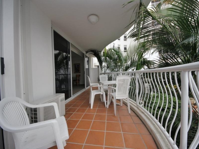 2201/24 Queensland Ave, Broadbeach QLD 4218