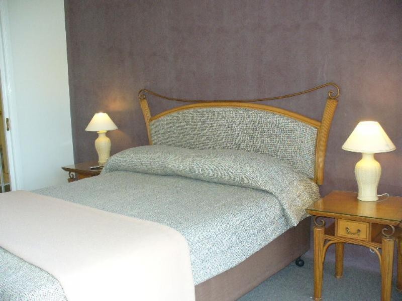 9 Beach Parade, Surfers Paradise QLD 4217