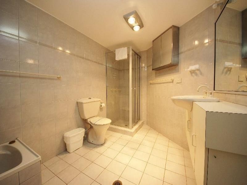 49/2890 Gold Coast Hwy, Surfers Paradise QLD 4217