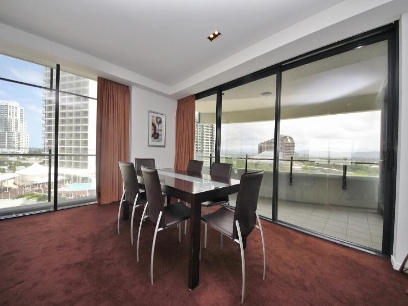 Broadbeach QLD 4218