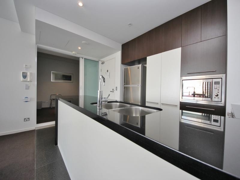 602/89 Surf Parade, Broadbeach QLD 4218