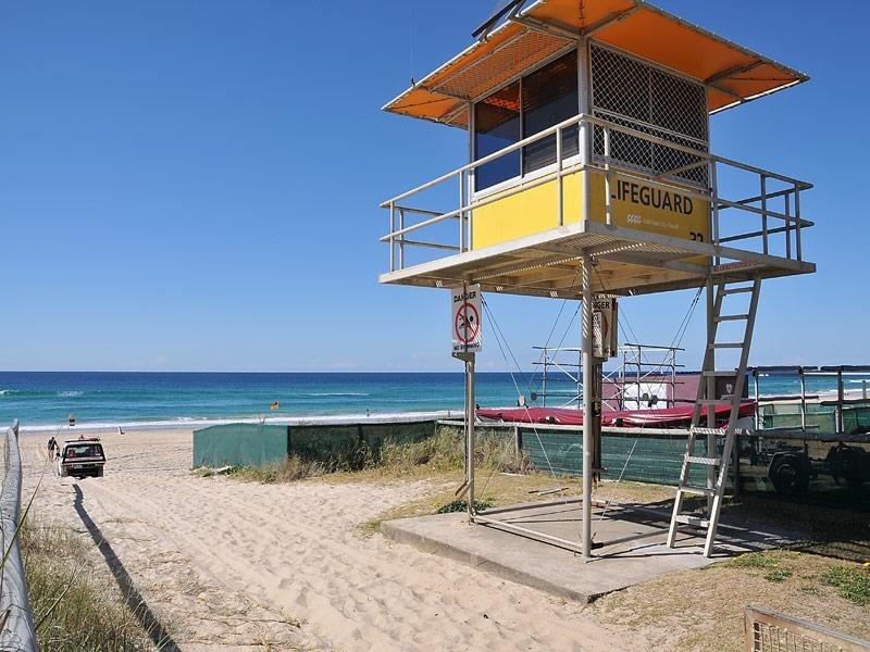 15 Northcliffe Terrace, Surfers Paradise QLD 4217