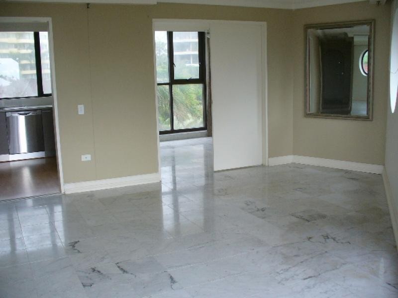 15 Northcliffe Terrace, Surfers Paradise QLD 4217