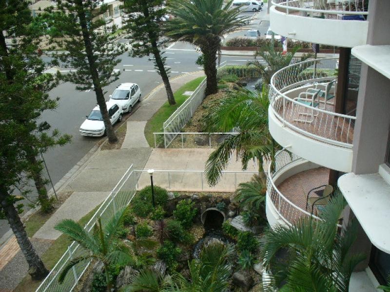 15 Northcliffe Terrace, Surfers Paradise QLD 4217