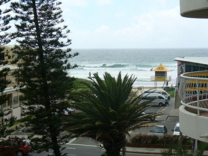 15 Northcliffe Terrace, Surfers Paradise QLD 4217